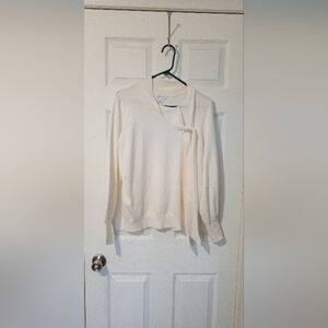 Liz Claiborne ivory sweater